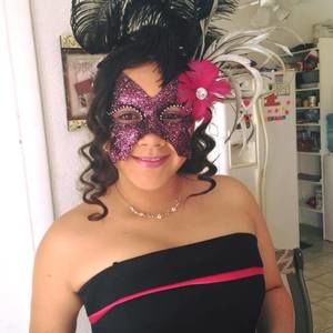 Meet your Posher, Thalia